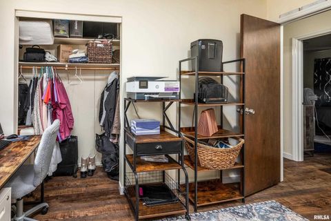 Tiny photo for 2017 W NORWOOD Drive, Carbondale, IL 62901 (MLS # EB459736)