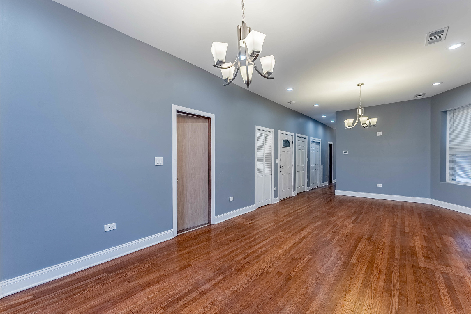 3103 N Kedzie Avenue