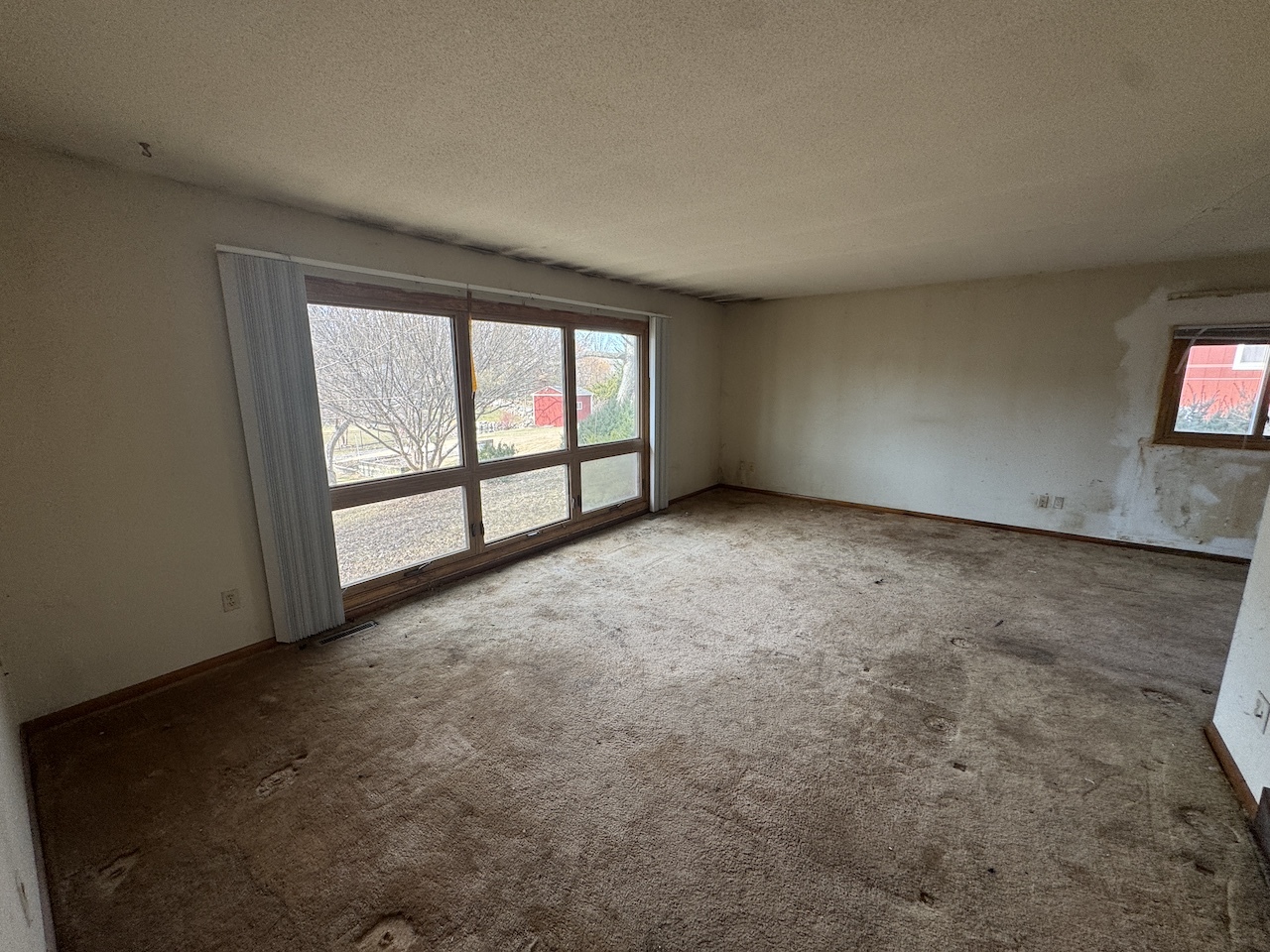 6411 Londonderry Drive