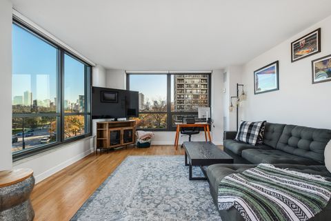 Tiny photo for 2020 N Lincoln Park West Street #3G, Chicago, IL 60614 (MLS # 12519812)