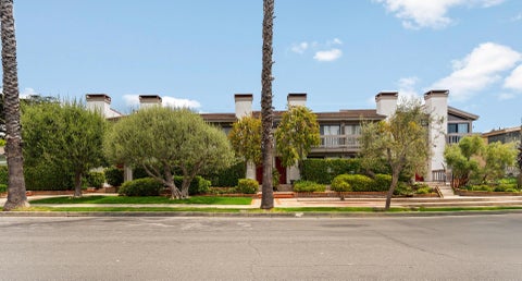 Tiny photo for 1015 21st Street #B, Santa Monica, CA 90403 (MLS # 12796322)
