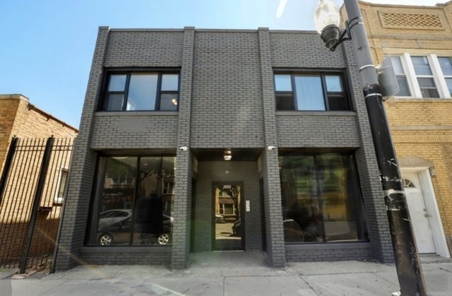 2441 N Laramie Avenue