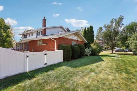 A home in Palos Heights