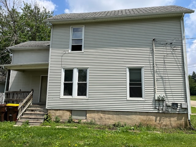 110-112 E Frank Street