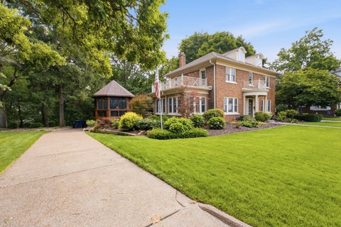 Tiny photo for 933 22nd Street, Moline, IL 61265 (MLS # 12716702)