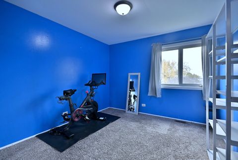Tiny photo for 658 Claridge Circle, Hoffman Estates, IL 60169 (MLS # 12517031)