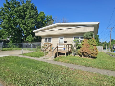 Tiny photo for 401 S 20th Street, Mt Vernon, IL 62864 (MLS # 12675110)