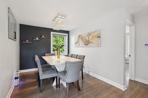 Tiny photo for 9945 Sunnyside Avenue, Schiller Park, IL 60176 (MLS # 12490990)