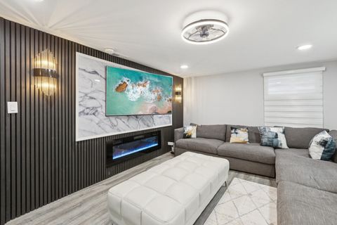 Tiny photo for 9945 Sunnyside Avenue, Schiller Park, IL 60176 (MLS # 12490990)