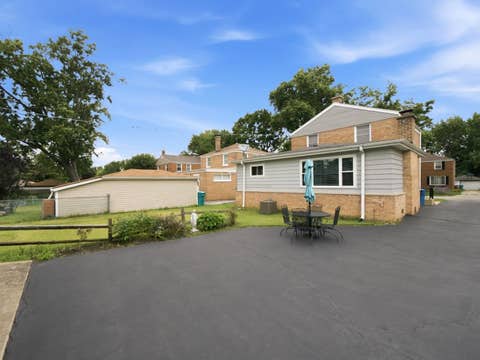 Tiny photo for 504 N Laverne Avenue, Hillside, IL 60162 (MLS # 12726941)