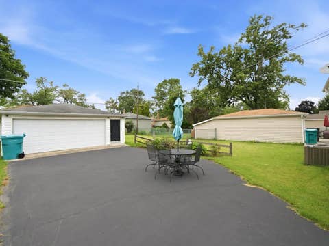Tiny photo for 504 N Laverne Avenue, Hillside, IL 60162 (MLS # 12726941)