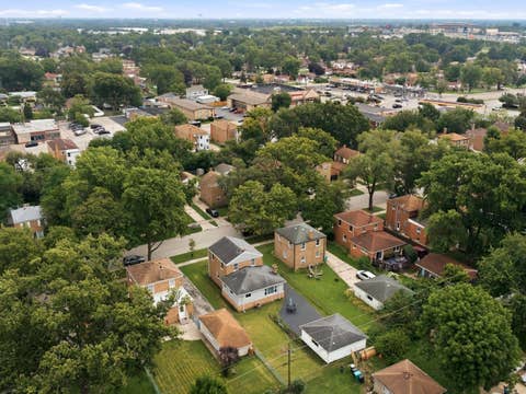 Tiny photo for 504 N Laverne Avenue, Hillside, IL 60162 (MLS # 12726941)