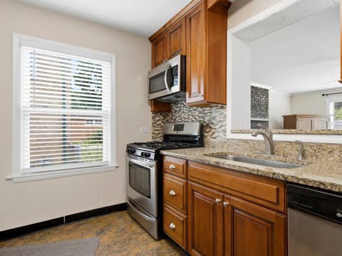 Tiny photo for 504 N Laverne Avenue, Hillside, IL 60162 (MLS # 12726941)