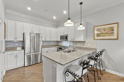 Tiny photo for 1000 VILLAGE CENTER Drive #102, Burr Ridge, IL 60527 (MLS # 12558415)