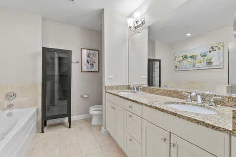 Tiny photo for 1000 VILLAGE CENTER Drive #102, Burr Ridge, IL 60527 (MLS # 12558415)