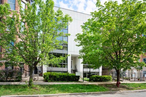 2324 W Huron Street 1E Chicago IL 60612