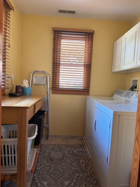 Tiny photo for 4026 Linden Avenue, Western Springs, IL 60558 (MLS # 12787017)