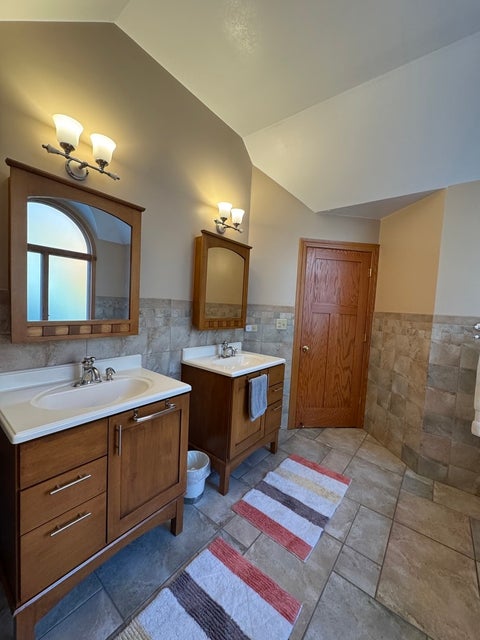 Tiny photo for 4026 Linden Avenue, Western Springs, IL 60558 (MLS # 12787017)