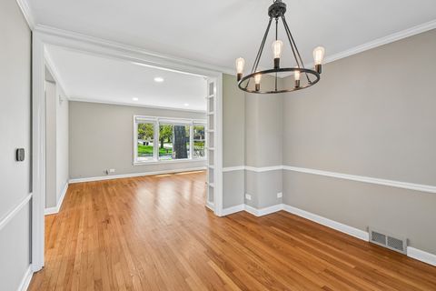 Tiny photo for 939 Westcliff Lane SE, Deerfield, IL 60015 (MLS # 12631949)
