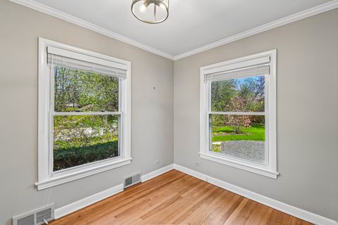 Tiny photo for 939 Westcliff Lane SE, Deerfield, IL 60015 (MLS # 12631949)