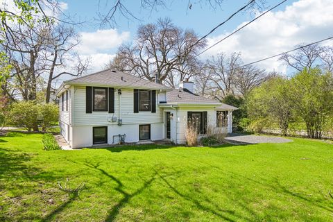 Tiny photo for 939 Westcliff Lane SE, Deerfield, IL 60015 (MLS # 12631949)