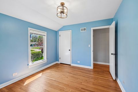Tiny photo for 939 Westcliff Lane SE, Deerfield, IL 60015 (MLS # 12631949)