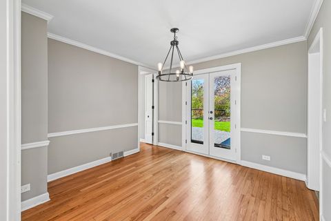 Tiny photo for 939 Westcliff Lane SE, Deerfield, IL 60015 (MLS # 12631949)