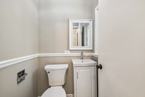 Tiny photo for 939 Westcliff Lane SE, Deerfield, IL 60015 (MLS # 12631949)