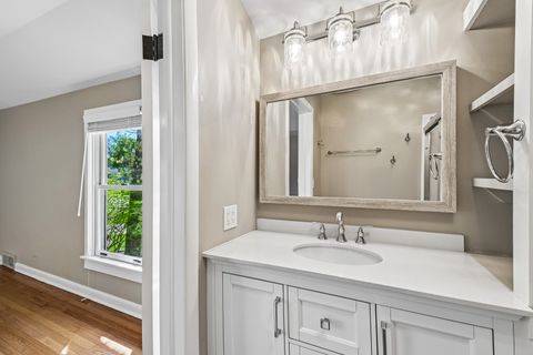 Tiny photo for 939 Westcliff Lane SE, Deerfield, IL 60015 (MLS # 12631949)
