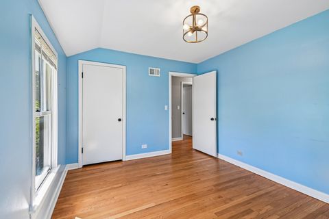 Tiny photo for 939 Westcliff Lane SE, Deerfield, IL 60015 (MLS # 12631949)