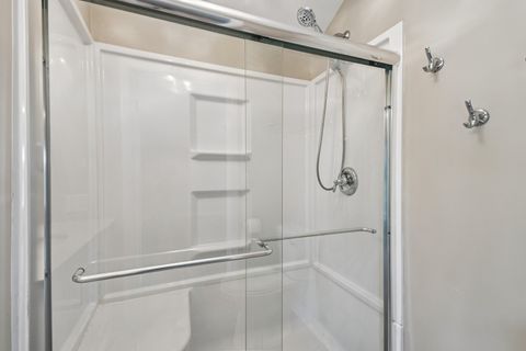 Tiny photo for 939 Westcliff Lane SE, Deerfield, IL 60015 (MLS # 12631949)