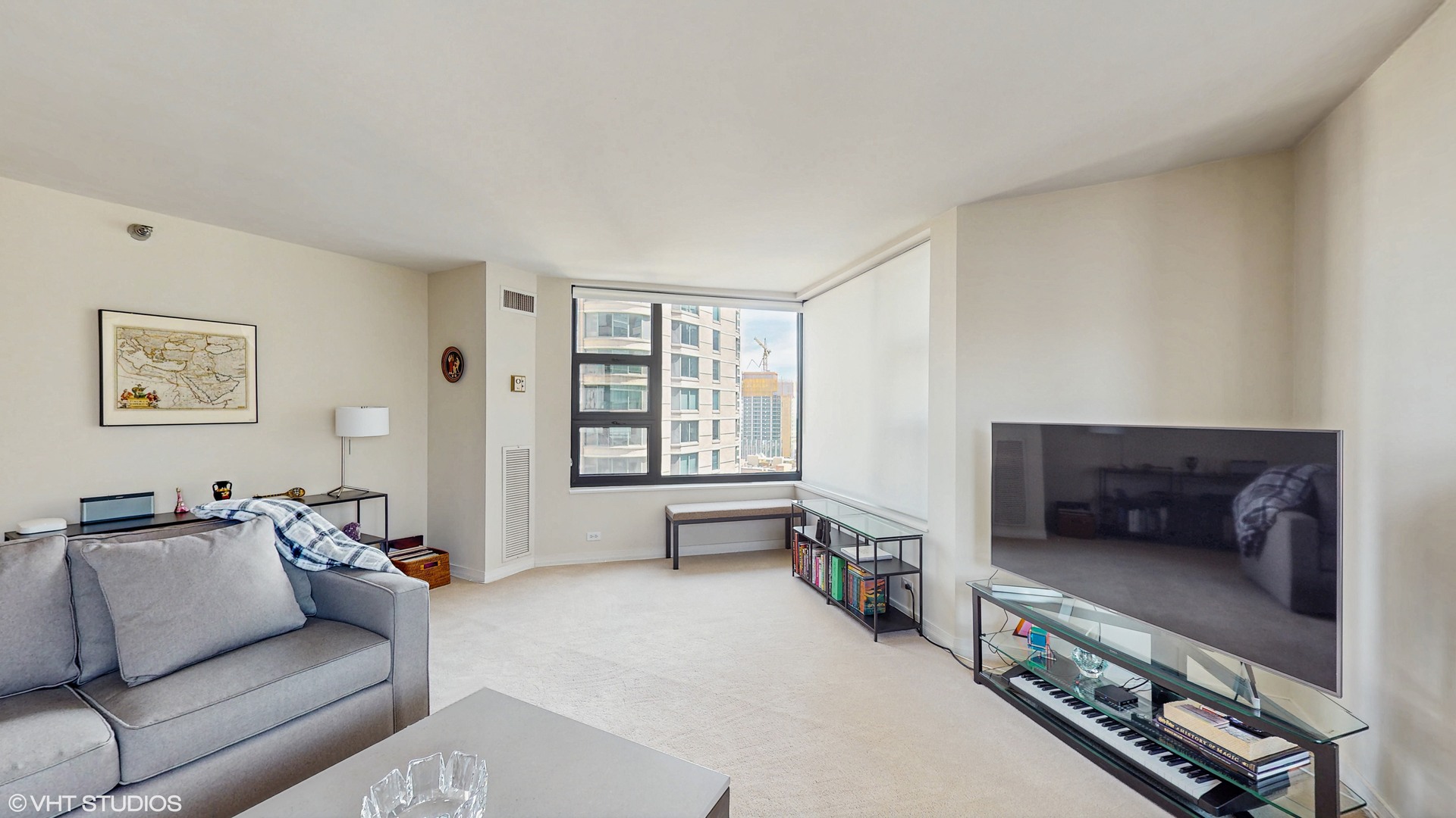 401 E Ontario Street 1802