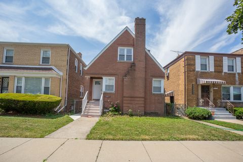 Tiny photo for 10320 S Rhodes Avenue, Chicago, IL 60628 (MLS # 12492075)