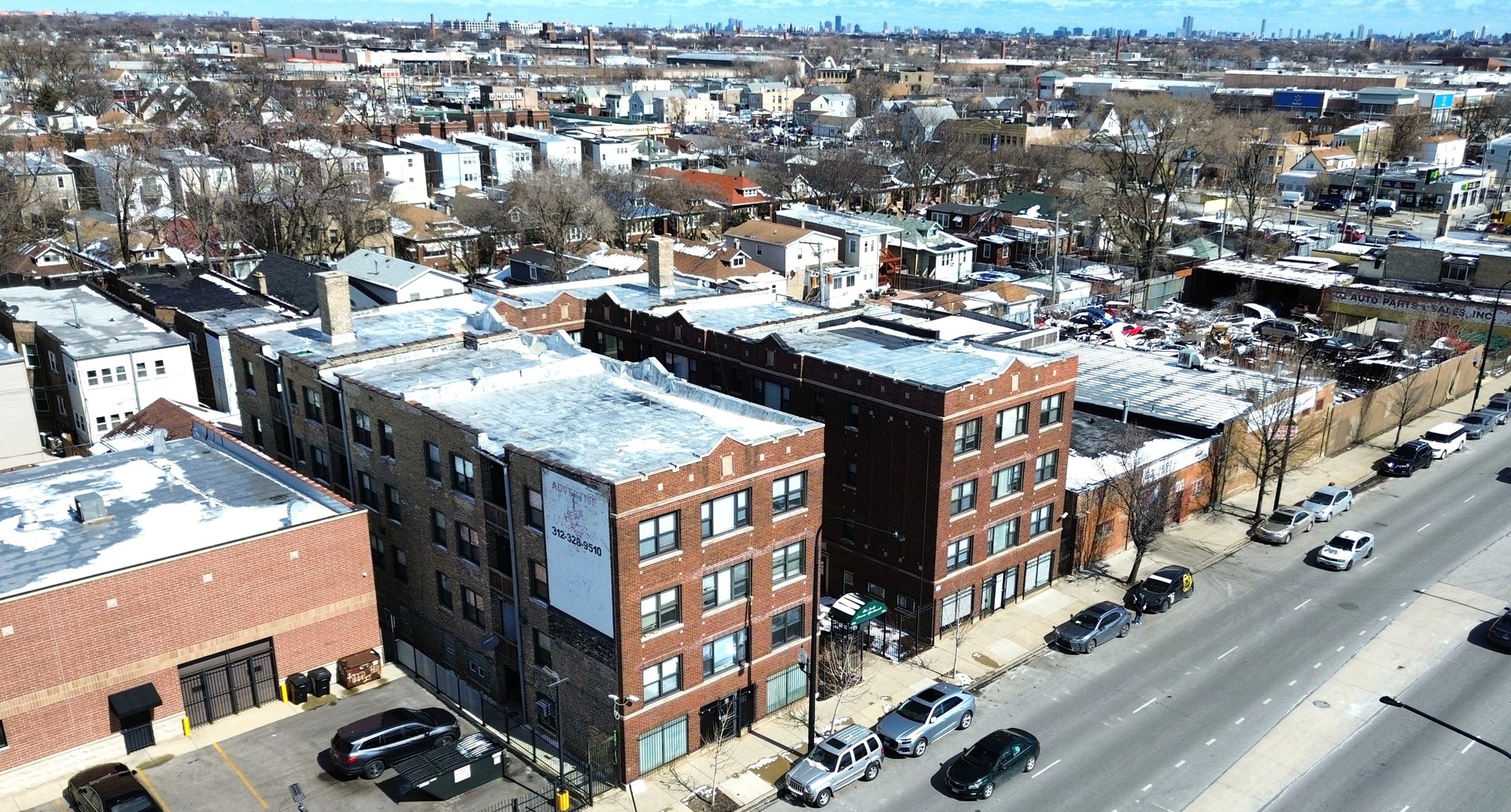 4854 W North Avenue