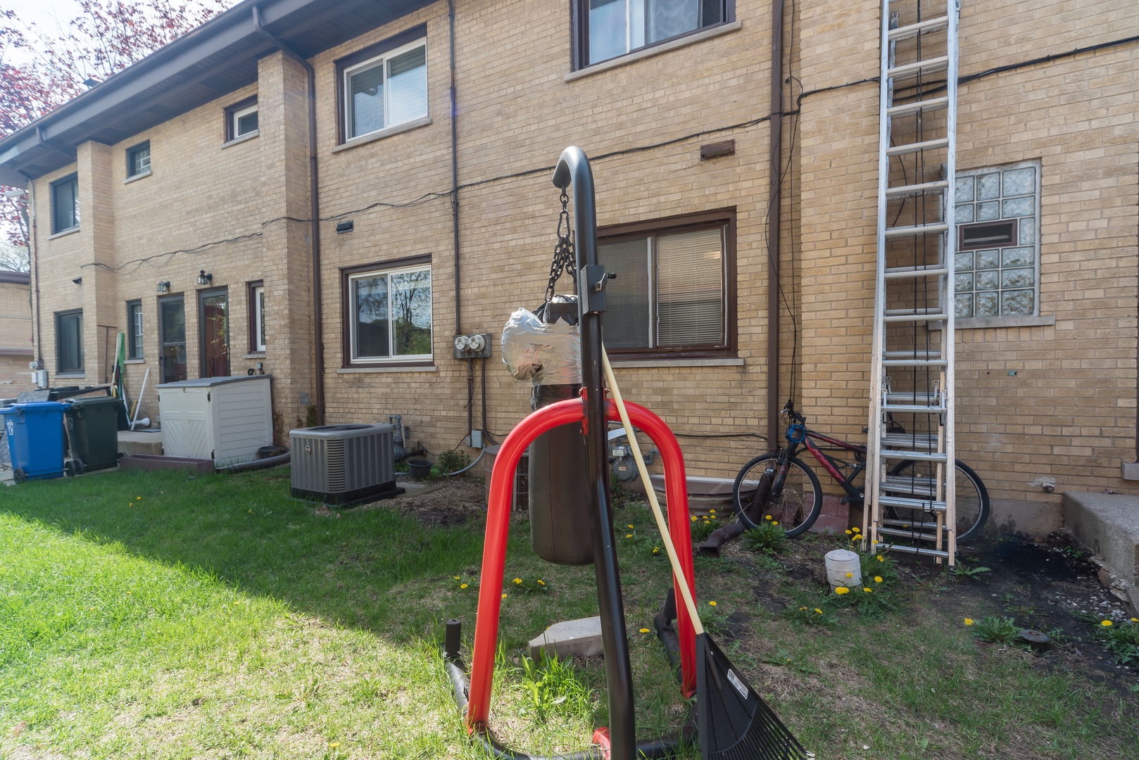 122 E Highland Avenue