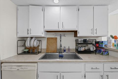 Tiny photo for 2144 HARBORTOWN Circle #2144, Champaign, IL 61821 (MLS # 12460426)