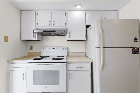 Tiny photo for 2144 HARBORTOWN Circle #2144, Champaign, IL 61821 (MLS # 12460426)