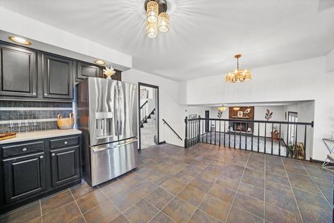 Tiny photo for 16933 RICHARDS Drive, Tinley Park, IL 60477 (MLS # 12488390)
