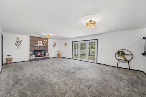 Tiny photo for 16933 RICHARDS Drive, Tinley Park, IL 60477 (MLS # 12488390)