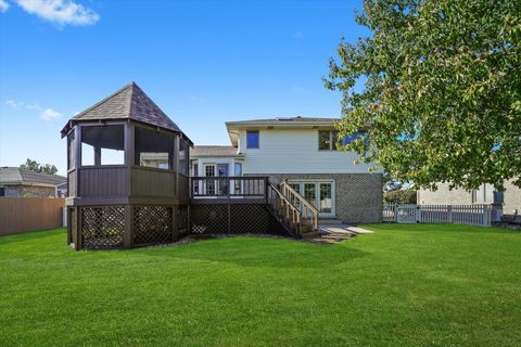 Tiny photo for 16933 RICHARDS Drive, Tinley Park, IL 60477 (MLS # 12488390)