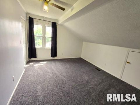 Tiny photo for 3112 LIME Avenue, Mt Vernon, IL 62864 (MLS # EB458444)
