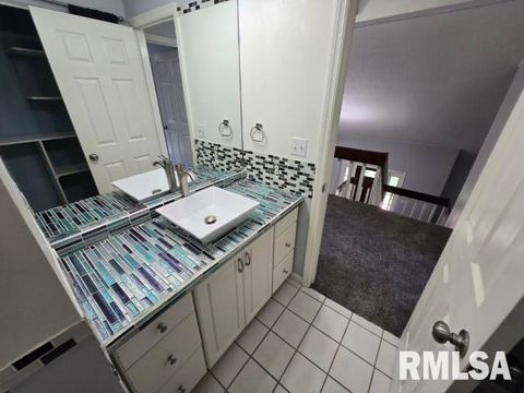 Tiny photo for 3112 LIME Avenue, Mt Vernon, IL 62864 (MLS # EB458444)