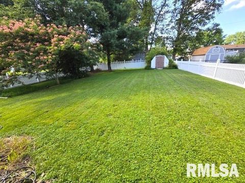 Tiny photo for 3112 LIME Avenue, Mt Vernon, IL 62864 (MLS # EB458444)