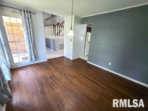 Tiny photo for 3112 LIME Avenue, Mt Vernon, IL 62864 (MLS # EB458444)