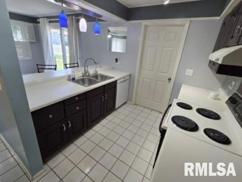 Tiny photo for 3112 LIME Avenue, Mt Vernon, IL 62864 (MLS # EB458444)