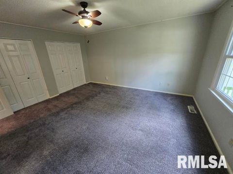 Tiny photo for 3112 LIME Avenue, Mt Vernon, IL 62864 (MLS # EB458444)