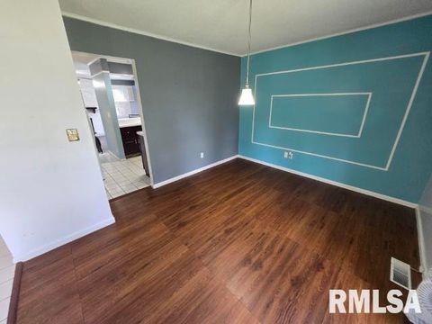 Tiny photo for 3112 LIME Avenue, Mt Vernon, IL 62864 (MLS # EB458444)