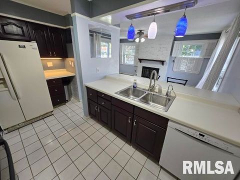 Tiny photo for 3112 LIME Avenue, Mt Vernon, IL 62864 (MLS # EB458444)