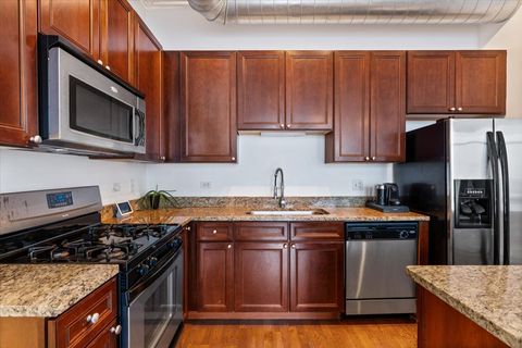 Tiny photo for 740 W Fulton Street #503, Chicago, IL 60661 (MLS # 12585610)