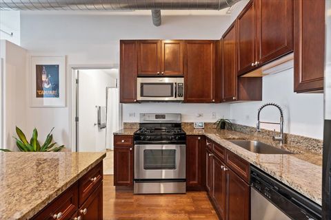 Tiny photo for 740 W Fulton Street #503, Chicago, IL 60661 (MLS # 12585610)